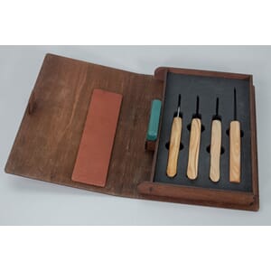 BEAVER BASIS SETT 4 KNIVER S07 M/TILB. MED BOKFUTT